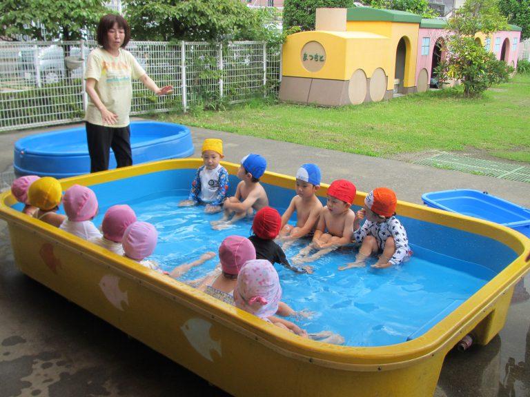 やっと晴れたので、水遊び( ^)o(^ )